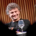 El tenor asegura que no ha cantado en ópera escenificada en España porque su agencia creía que tenía que centrarse en los cinco o seis teatros principales y ni el Liceo ni el Real están dentro del selecto grupo