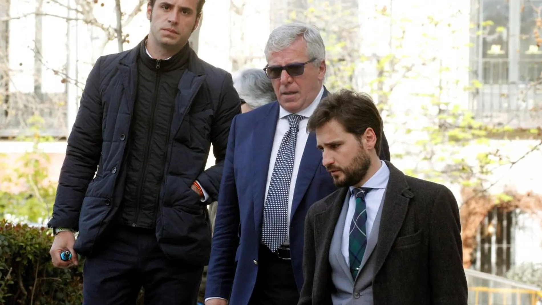 El ex comisario del aeropuerto de Barajas Carlos Salamanca (c), en una imagen de archivo