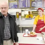 Walter White, protagonista de «Breaking Bad», visita el establecimiento de Los Pollos Hermanos.