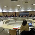 Un momento de la última reunión del año del Consejo de Política Fiscal y Financiera presidido por la vicepresidenta del Gobierno, Soraya Sáenz de Santamaría, y el ministro de Hacienda, Cristóbal Montoro