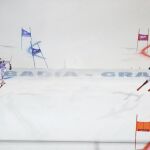 Thibaut Favrot a la izquierda y Marcel Hirscher a la derecha durante la final