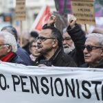 Miles de pensionistas han salido a la calle a protestar esta semana