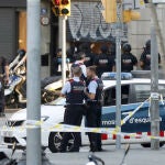 El coche se saltó un control policial en la Diagonal de Barcelona