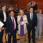 La consejera de Economía y Hacienda, Pilar del Olmo, clausura el acto del 25 Aniversario de ICON Multimedia, junto a la presidenta de la Diputación de Palencia, Ángeles Armisén; el alcalde, Alfonso Polanco, Rafael Hornos; Enrique Hornos y Juan Carlos Martín, entre otros / Brágimo/Ical
