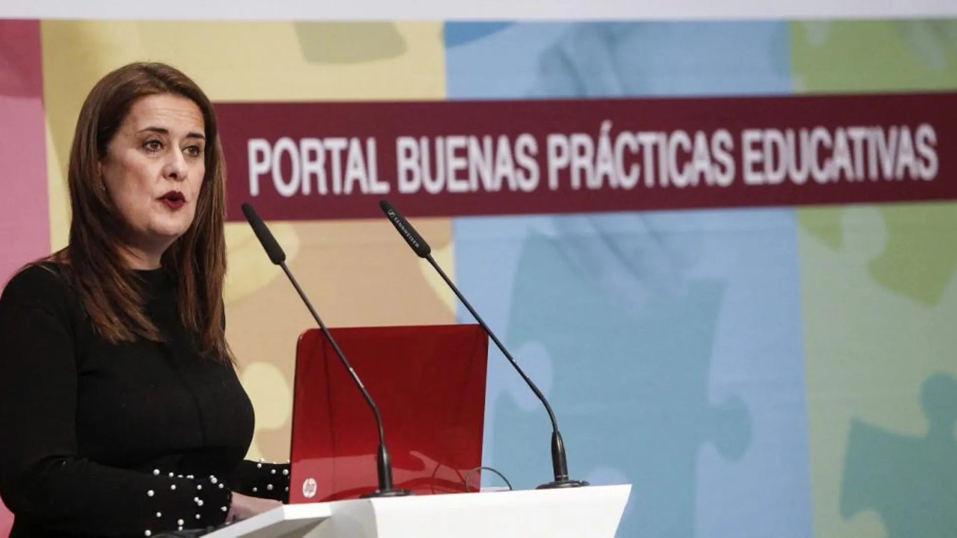 La consejera de Educación, Sonia Gaya, debe convocar las oposiciones de profesorado en los próximos meses