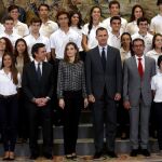 Los Reyes, en silencio, rinden homenaje a las víctimas de Niza