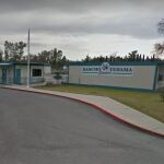 Un tiroteo cerca de una escuela de California deja al menos cinco muertos