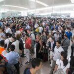 El aeropuerto de Barcelona-El Prat ha vuelto a registrar hoy colas