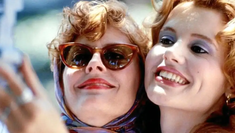 Thelma y Louise, interpretadas por Geena Davis y Susan Sarandon