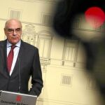El recién nombrado presidente del patronato del Gran Teatro del Liceu Salvador Alemany durante la rueda de prensa que ofreció tras la reunión del patronato de la Fundación en el Palau