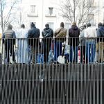 «La Ley de Extranjería mata» es el lema bajo el que varios colectivos antirracistas han organizado este fin de semana en Lavapiés actividades en las que también recordarán al fallecido Mbaye