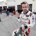 Fernando, después de la sesión de entrenamientos de ayer en el Daytona International Speedway