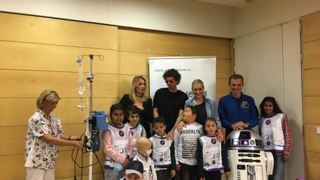 La recaudación sirve para dar un poco de apoyo a los niños ingresados. En la imagen, inauguración de la “estación Lunar” en el Hospital Gregorio Marañón