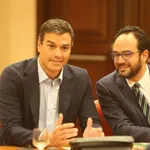 Pedro Sánchez y Antonio Hernando, en la Diputación Permanente