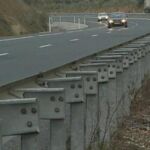 Se prueba en La Rioja un nuevo quitamiedos más seguro para los motoristas