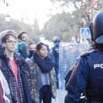 Los manteros piden que se revise el protocolo policial El sindicato de manteros volvió a pedir ayer en rueda de prensa una investigación a fondo sobre las causas de la muerte de Mmame Mbaye