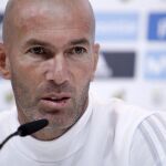 El técnico del Real Madrid Zinedine Zidane, durante la rueda de prensa.
