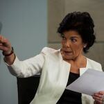 La portavoz del Gobierno, Isabel Celaá. Alberto R. Roldán