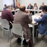 La consellera de Agricultura se reunió ayer con organizaciones agrarias y cooperativas para evaluar los daños