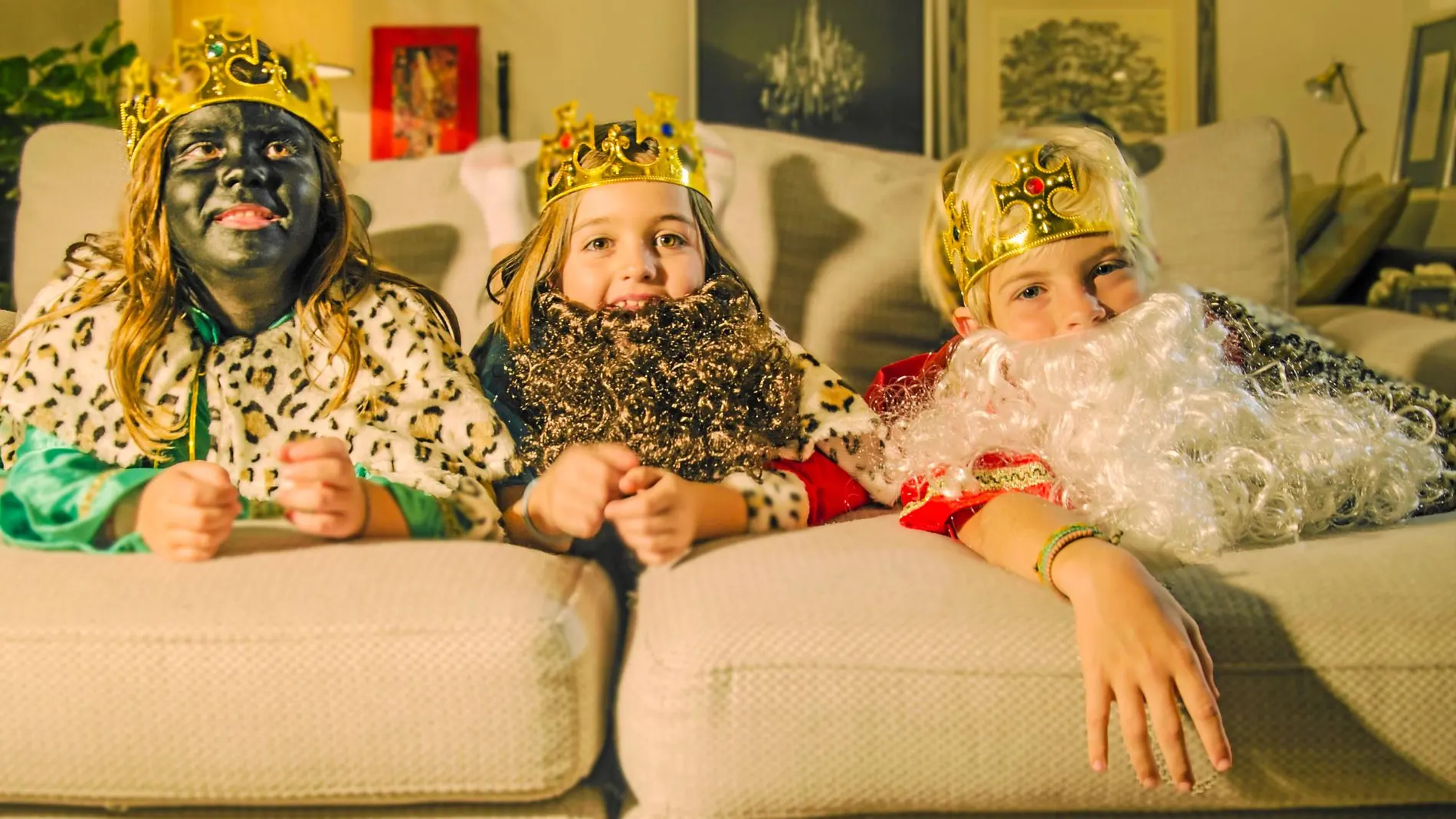 La asociación Young&Solidary lanza por quinto año la iniciativa #LosReyesSon losNiños