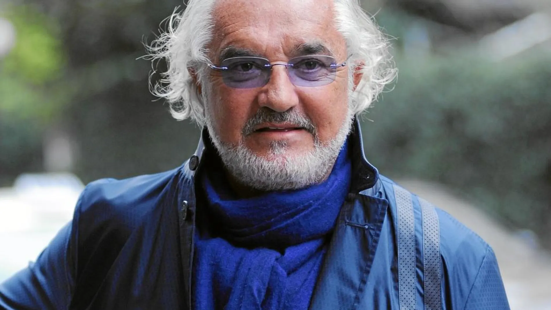 Briatore sorprendió hace meses con un cambio de aspecto renovado