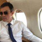 Pedro Sánchez, en el avión oficial.