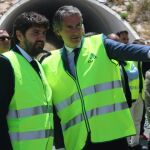 López Miras y el ministro de Fomento, Íñigo de la Serna, ayer en la visita a las obras de la variante ferroviaria de Camarillas