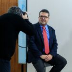 El diputado andaluz Francisco Serrano tomó recientemente de nuevo posesión como juez y cesó al instante para seguir como parlamentario