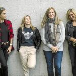 Mujeres en las librerías. De izqda. a dcha., Carmen Posadas, Eva García Sáenz de Urturi, Luz Gabas y Marta Robles, que conversaron sobre sus más recientes libros. Posadas, por ejemplo, publicará un nuevo título a finales de mes. Fotos: Alberto R. Roldán
