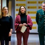 La delegada del Gobierno, Virginia Barcones, flanqueada por Inmaculada Matías y Rafael Aparicio, momentos antes de ofrecer el resumen da muertos por accidente de tráfico en Castilla y León el pasado 2018