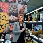 La consejera de Agricultura y Ganadería, Milagros Marcos, en el stand de Tierra de Sabor en Madrid Fusión