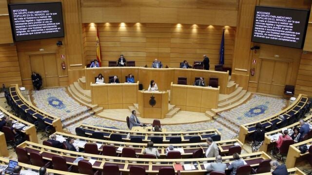 Votación en el Senado tras una de las sesiones de control al Gobierno