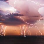 Rayos sobre el lago Maracaibo