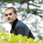 Griezmann se incorporó ayer a la concentración de la selección francesa, pero no quiso hablar con los medios