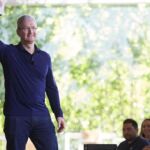 Cook anuncia la venta del iPhone 1.000 millones
