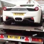 El propietario asegura que compró legalmente el Ferrari 458 Spider en una subasta, presentando incluso los recibos a la Policía