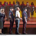 Una imagen del montaje en la ópera de Houston, con Joyce DiDonato en el papel de la monja Helen Prejean