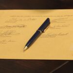 El sobre con las firmas de los miembros del Colegio Electoral