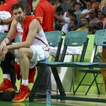 Gasol, en el banquillo, durante el choque de semifinales