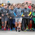 Fernando Alonso, durante la carrera popular que organiza la fundación que lleva su nombre en la pasada Nochebuena
