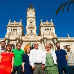 El alcalde Valencia, Joan Ribó, acompañado por la teniente de alcalde, Sandra Gómez