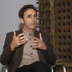 El escritor Fernando González Viñas, ayer durante el encuentro taurino en la Fundación Valentín de Madariaga