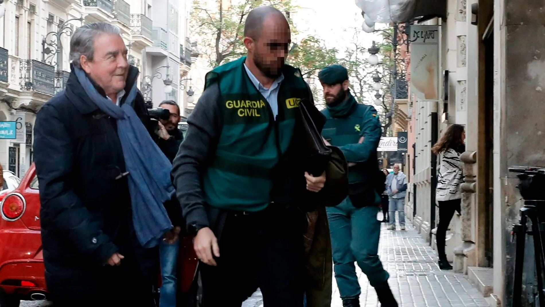Jaime Febrer realizaba contratos con aquellas personas que no eran cargos públicos, como es el caso del abogado José Corbín (en la imagen)