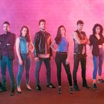 El elenco de trece voces incluye a cantantes como Sara Pi, Mikel Herzog, Edgar Martínez o Joan Mas