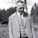 Al aire libre. Robert Walser disfrutaba con largas caminatas en el campo, observando los pequeños detalles que encontraba en sus recorridos
