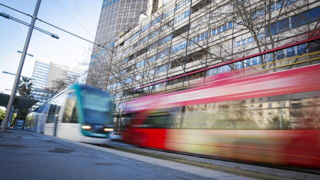 La interconexión de los dos tranvías por la Diagonal tendría un coste de 288 millones de euros. Unos 67 millones para la urbanización, y 88, para la infraestructura.
