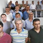 En el centro, el supuesto cabecilla del golpe, Akin Öztürk, junto a otros mandos militares que participaron en el golpe del pasado viernes en Turquía