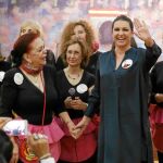 Niña Pastori, junto a Maribel Berzosa y el resto de colaboradoras de Vistalegre