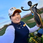 Inbee Park, con el trofeo de ganadora