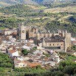 Patrimonio de la Humanidad. El Monasterio de Guadalupe presume de tener una de las fachadas góticas más bellas del mundo